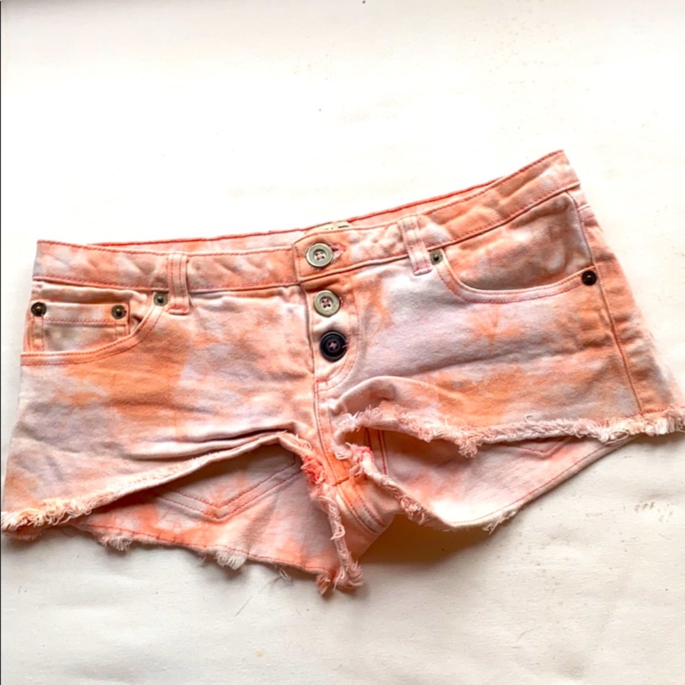 RVCA Coral tye-dye shorts